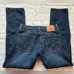 LEVIS 505 men’s size 32x32 dark wash blue jeans